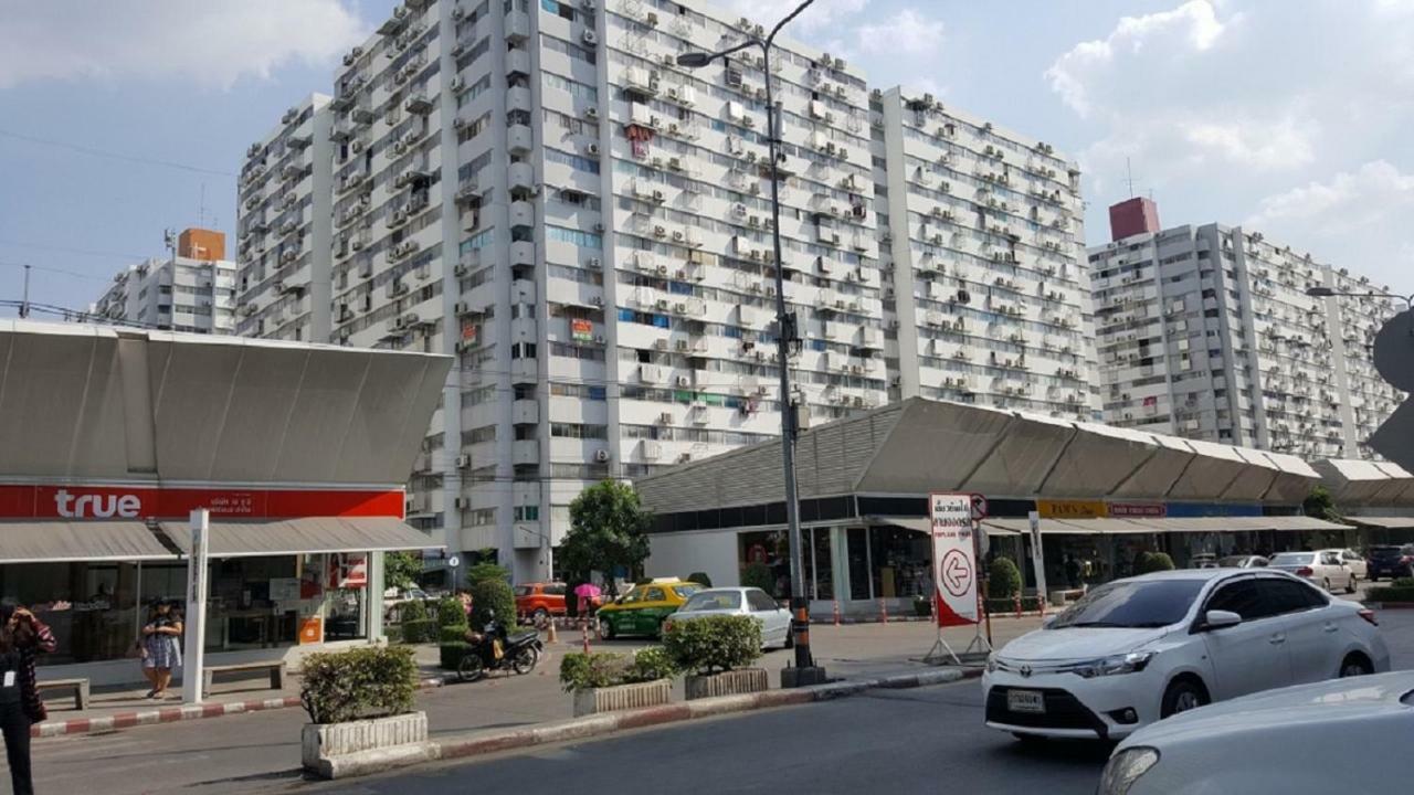 Popular Condo C4 暖武里 外观 照片